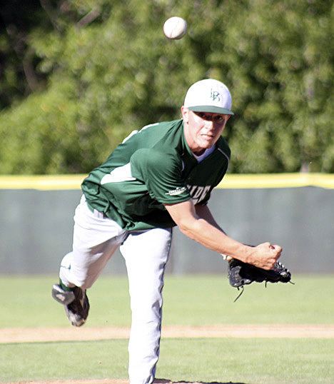 Bellevue College's Adrian Sampson is one of two Bulldogs to sign with the Oregon Ducks for 2012.