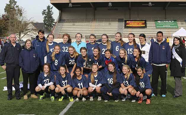 Bellevue took home the third-place trophy from Sparks Stadium in Puyallup and the 3A girls soccer state tournament.