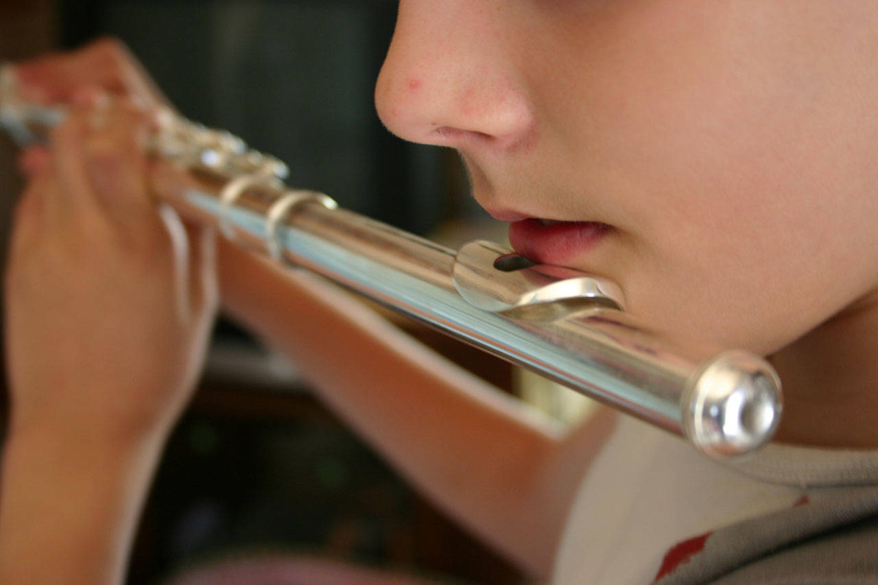 Festive flutists to spread holiday joy in Bellevue on Dec. 3