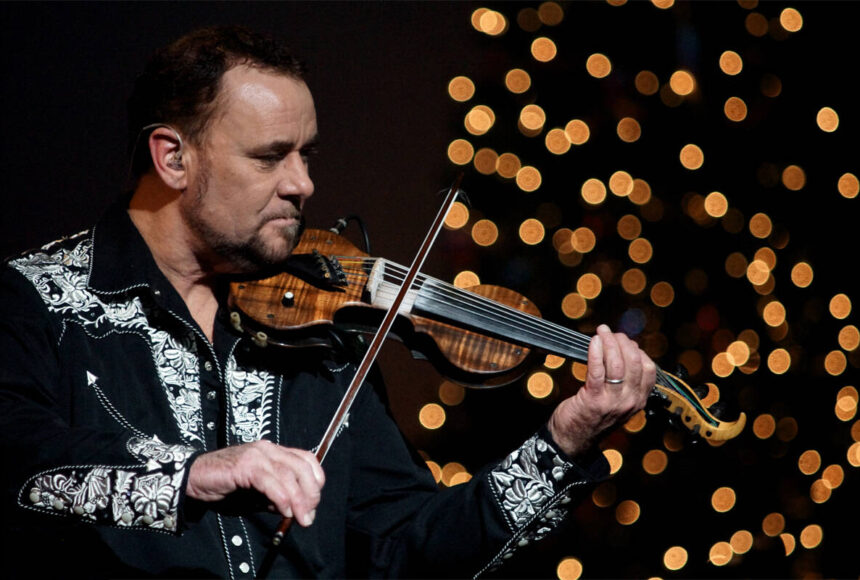 <p>Featuring the showmanship and fiery fiddle of electric violin maestro Geoffrey Castle, Christmas in Washington promises a festive party unlike any other!</p>